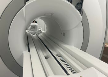 inauguracion-nueva-resonancia-magnetica-hospital-6