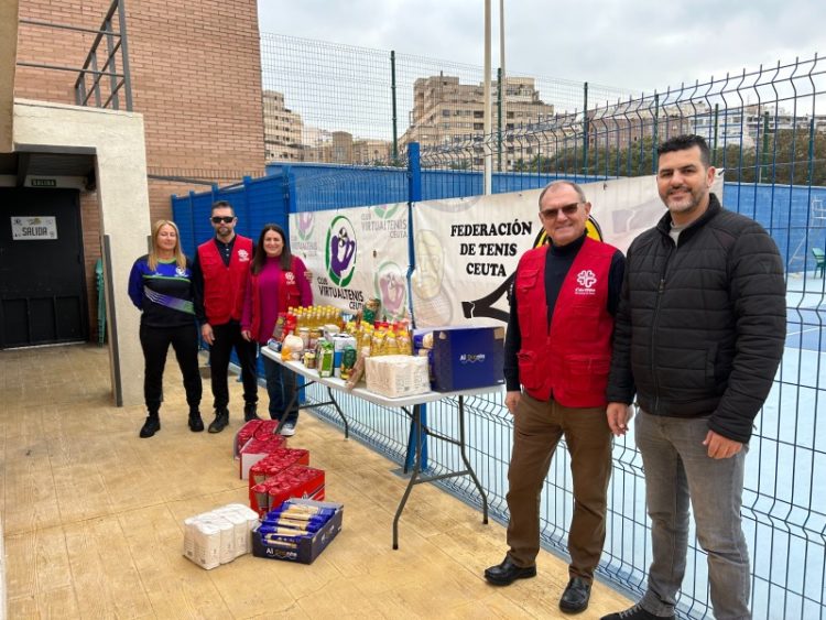 federacion-tenis-dona-caritas-alimentos-001