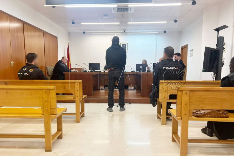 juicio-penal-internado-centro-romper-costilla-policia