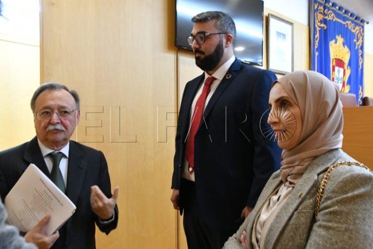 pleno-extraordinario-viernes-21-diciembre-melchor-hamed-044