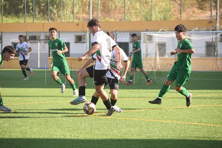 sporting-atletico-sigue-fuera-descenso