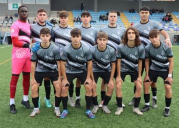 sporting-se-lleva-peor-recompensa-granada-002