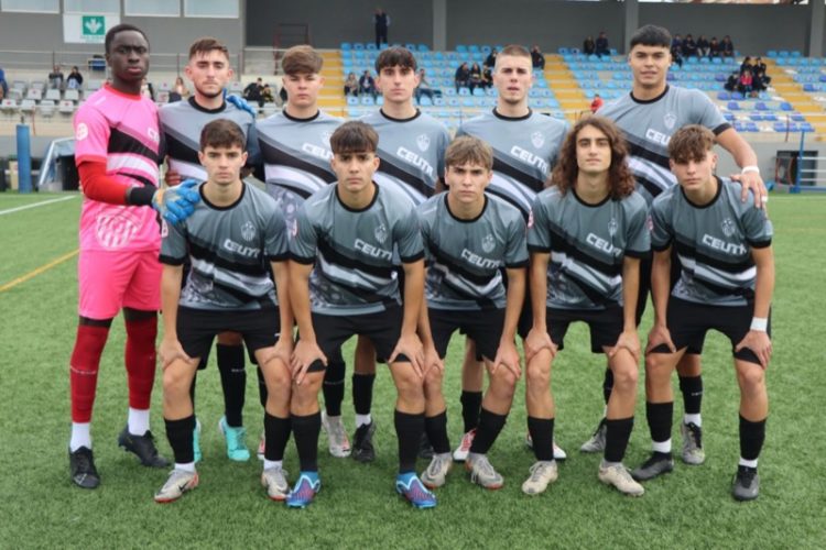 sporting-se-lleva-peor-recompensa-granada-002