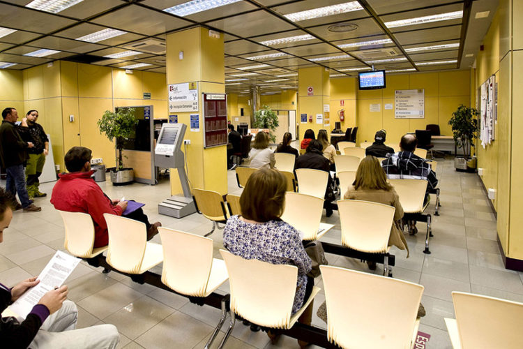 aumenta-empleo-baja-paro