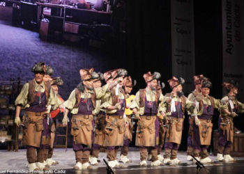 lenguetas-no-defraudan-aspiran-semifinales-falla-carnaval-005