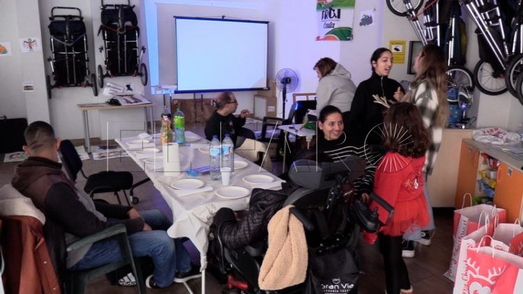 usuarios-proi-reciben-regalos-reyes-magos-014