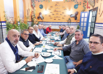 actividad-un-cafe-un-libro-biblioteca-historico-militar