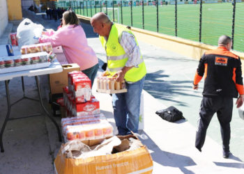 alas-protectoras-sporting-atletico-se-vuelcan-necesitados-003