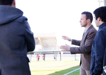 ciudad-deportiva-andres-iniesta-visita-rfef-mundial-2030