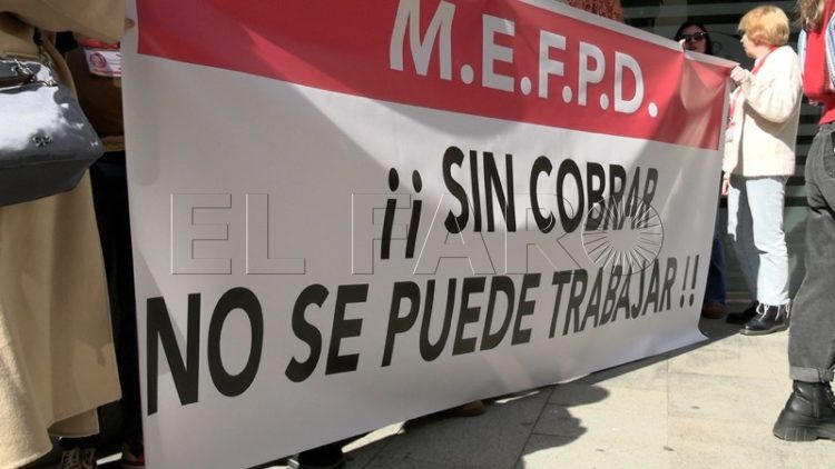 educacion-concertada-incertidumbre-cobrar-retraso-pago-nomina-004