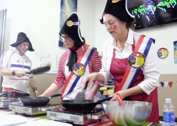 instituto-idiomas-engalana-tematica-francesa-mardi-gras