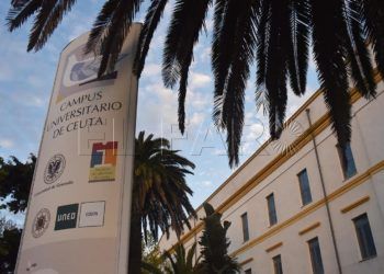 sanidad-ugr-reforzaran-formacion-estudiantes-grado-enfermeria
