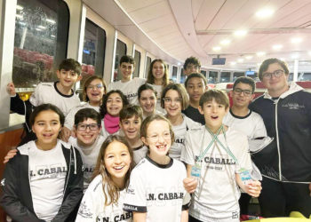 medallas-nadadores-caballa-algeciras-trofeo-dia-andalucia