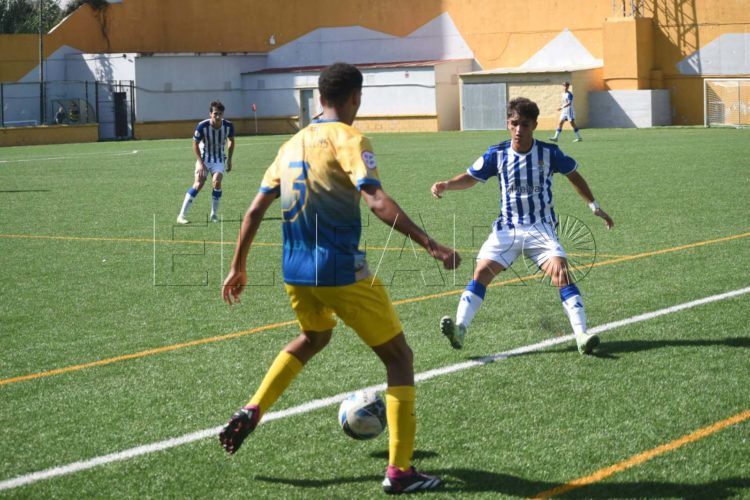 recreativo-frena-buena-racha-polillas-futbol