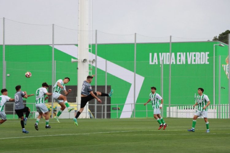 sporting-atletico-cumple-sevilla-derrota-009