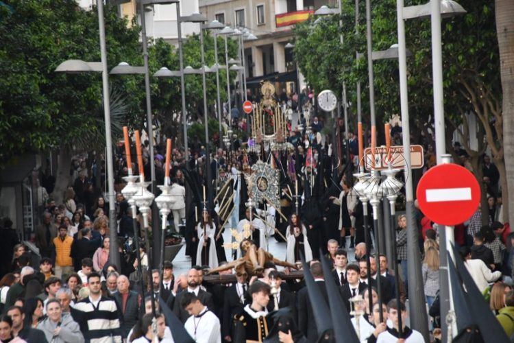 cristo-buena-muerte-virgen-mayor-dolor-costaleros-semana-santa-2024-001