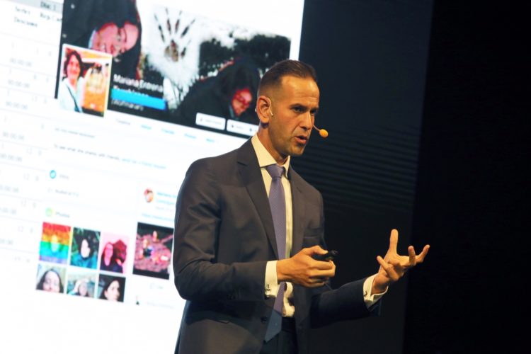 deepak-daswani-autor-libro-hacker-3