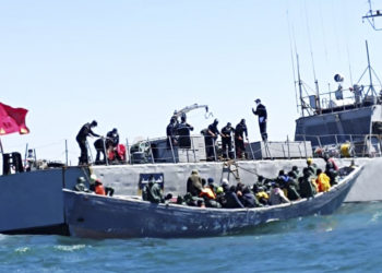 marina-real-marroqui-rescate-inmigrantes-2