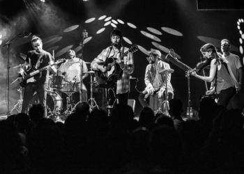 the-son-of-wood-musica-necesario-no-acomodarte-1