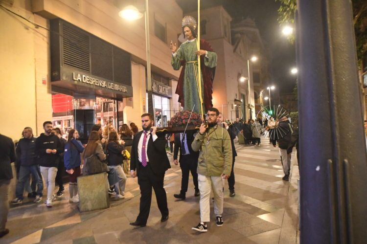 traslado-imagen-san-juan-evangelista-remedios-hermandad-descendimiento-3