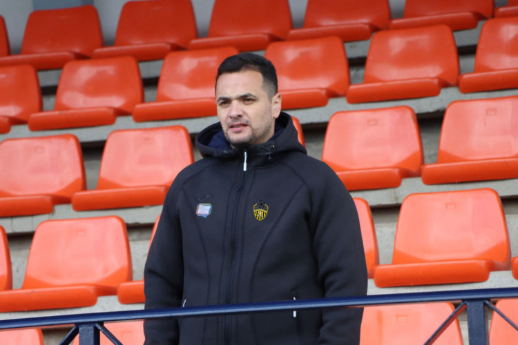 yassin-mohamed-entrenador-sporting