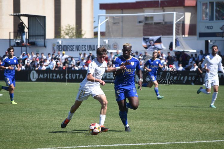 ad-ceuta-partido-linares-estadio-alfonso-murube-14