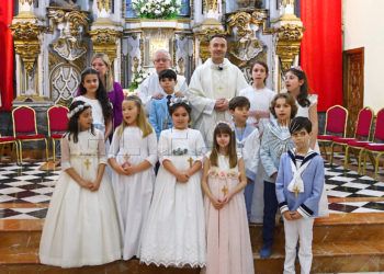 comuniones-iglesia-remedios-270424-41