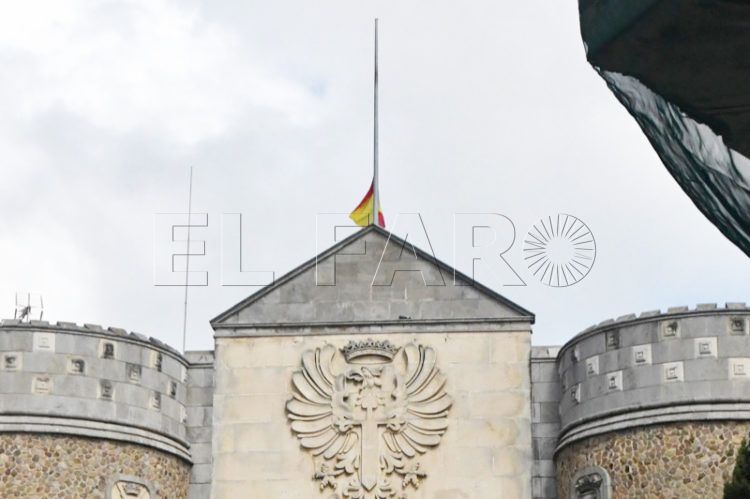 cuartel-regulares-luto-muerte-cabo-palacios-004