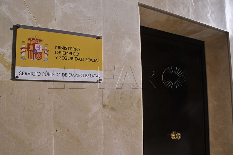 vacantes-ceuta-mecanicos-tallista-forjador-panadero-electromecanico