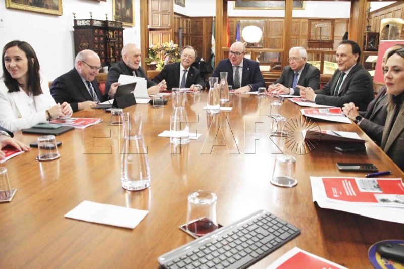 instituciones-prometen-remar-juntas-campus-ceuta-001