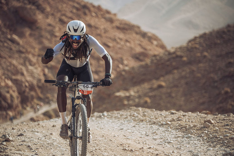 otto-bolanos-bob-marley-colombiano-titan-desert