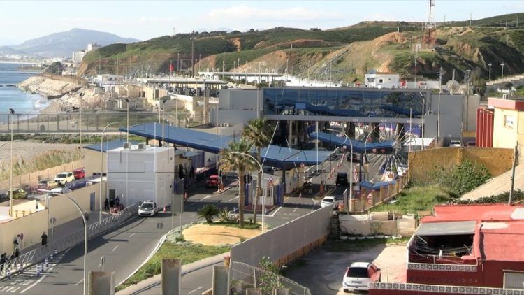 recepcionada-obra-modulos-paso-fronterizo-001