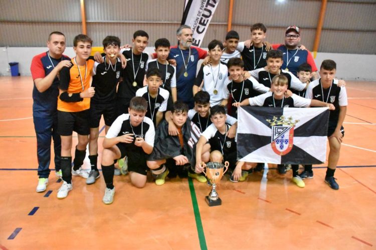 atletico-ceuti-gana-liga-infantil-ante-puerto-atletico-1