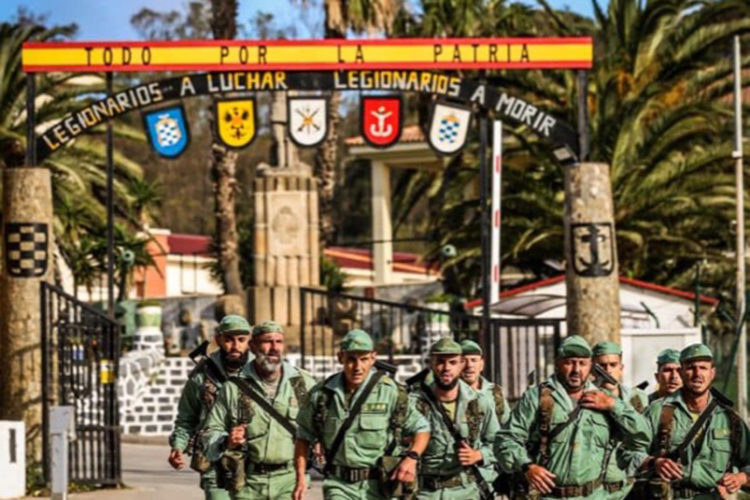 coronel-ejemplo-laureada-patrulla-tiro-legion