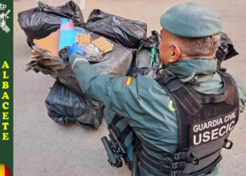 fardos-guardia-civil-detenido-albacete