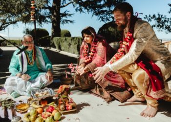 ramchandani-oficia-boda-hindu-toledo-001