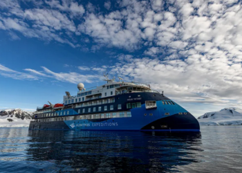 buque-ocean-victory-naviera-alma-cruceros
