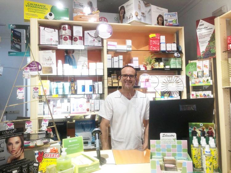 unica-farmacia-barrio-benzu-015