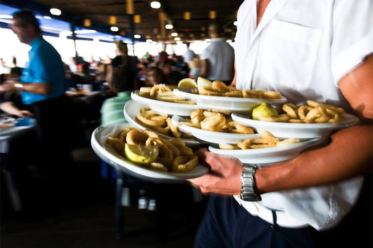 cuanto-dinero-efectivo-llevar-vacaciones-sanciones