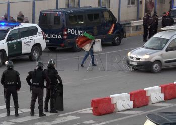 Policia-Nacional-frontera-ceuta