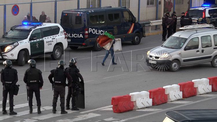 Policia-Nacional-frontera-ceuta