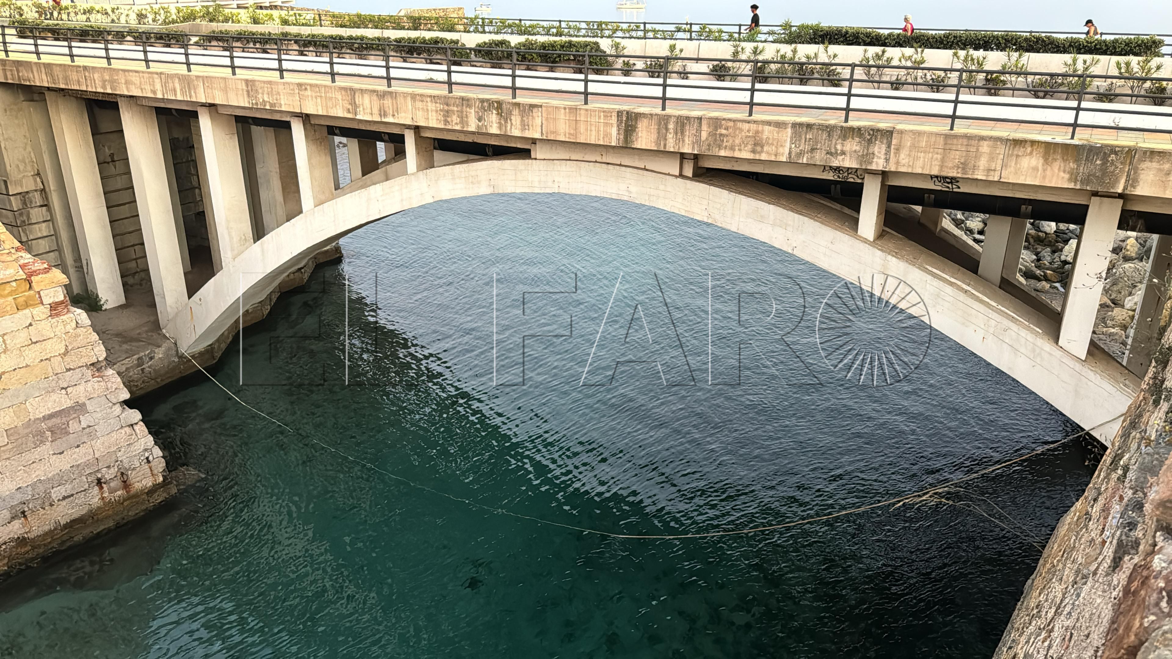 cable-caido-foso-navegable-murallas-reales