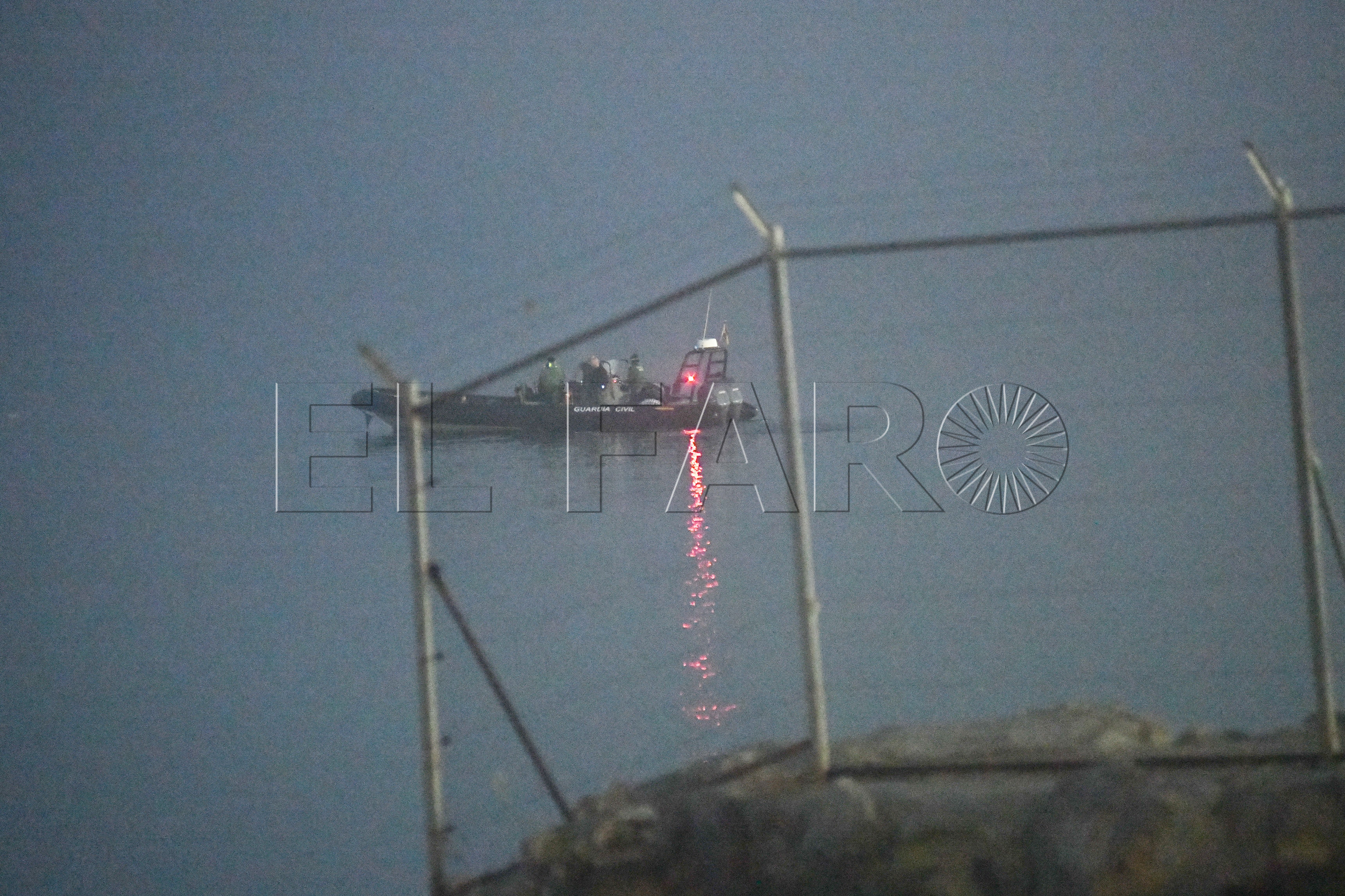 entrada-inmigrantes-guardia-civil-niebla-4