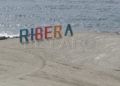 letras-playas-ribera-benitez-motivo-critica-4