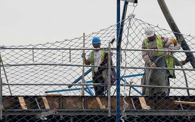 mas-inversion-obras-menos-suministro-material-sanitario-ceuta