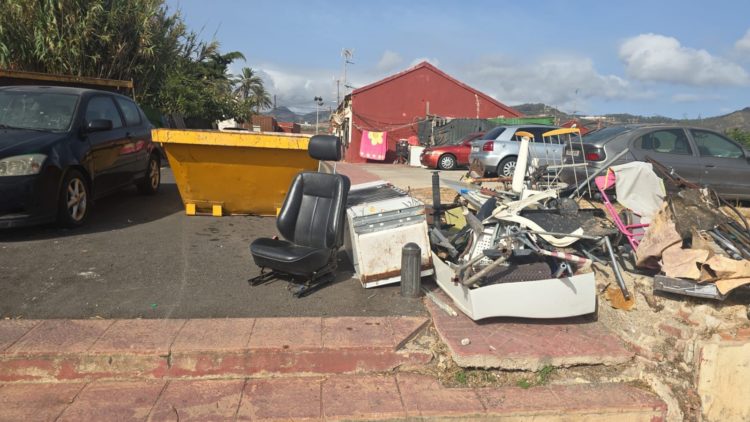 residuos-enseres-barriada-bermudo-soriano-2