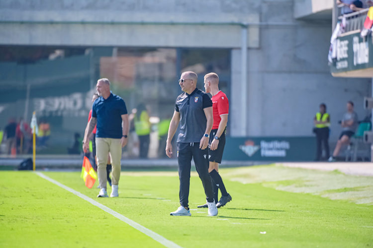 romero-objetivo-volver-playoff-ceuta-futbol