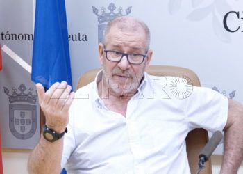 diaz-flor-gente-cree-dueno-parcela-piraguismo-delfines