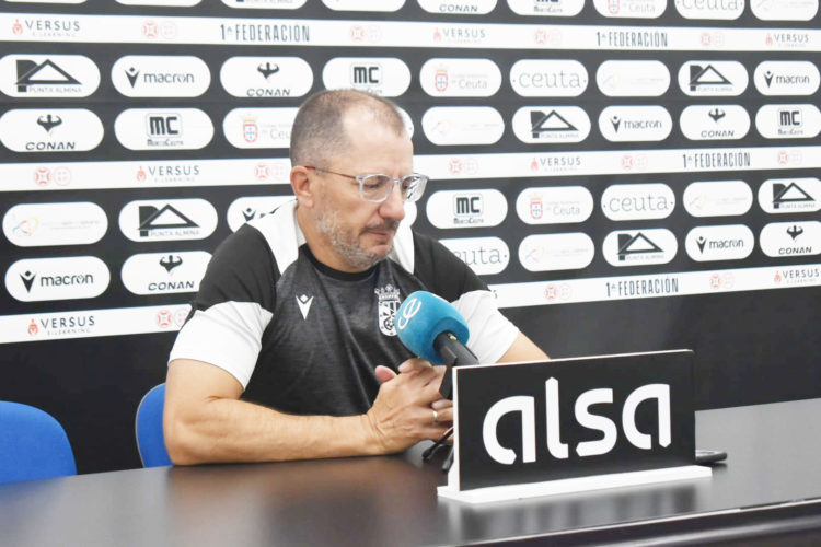 jose-juan-romero-entrenador-ad-ceuta