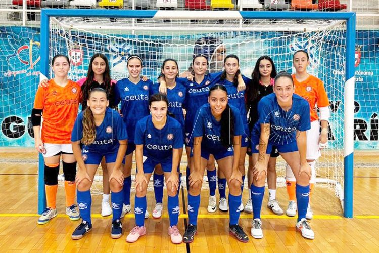 pitu-presidente-camoens-firma-jugadoras